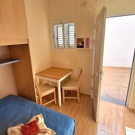 Estudio Muy Acogedor Lägenhet